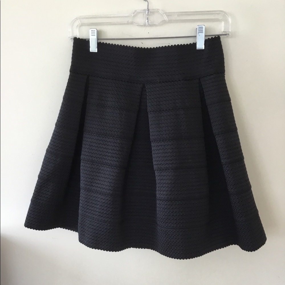 Eyeshadow black full skirt . L